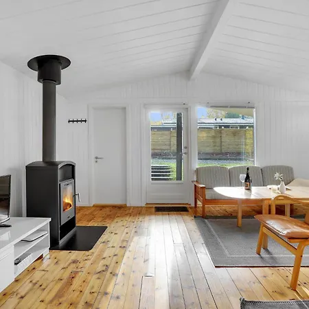 With Fireplace 02 Ferienhaus Græsted