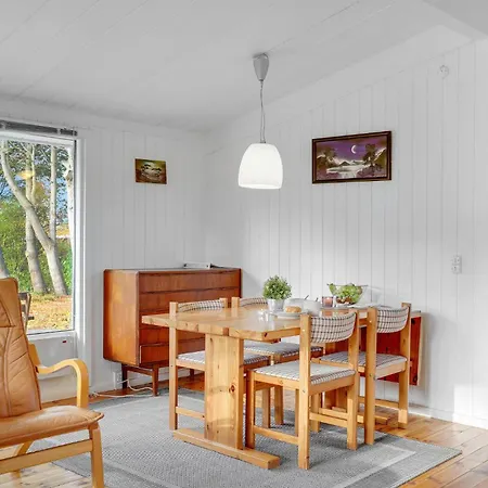 Ferienhaus With Fireplace 02 Græsted