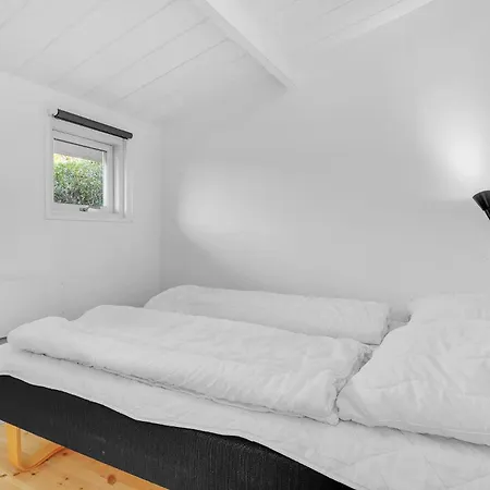 Ferienhaus With Fireplace 02